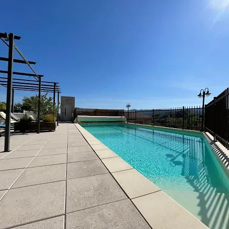 Le Bouzet Holiday home Salavas