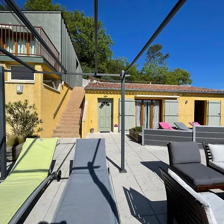 Holiday home Le Bouzet