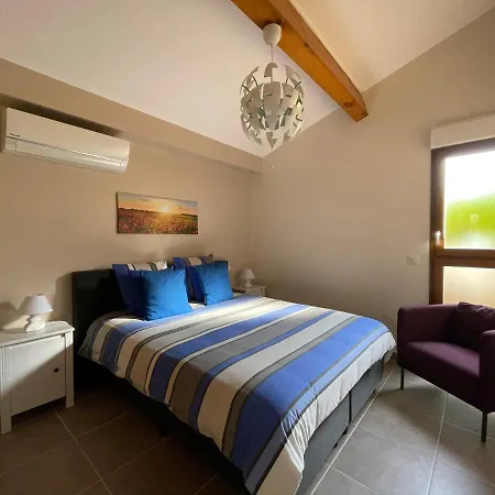 Holiday home Le Bouzet